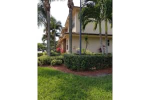 424 SE Bloxham Way, Stuart, FL 34997, Sold 05/27/22