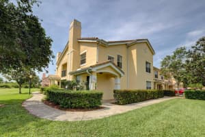 124 SW Peacock Blvd, Port St. Lucie, FL 34986, Sold 05/10/22