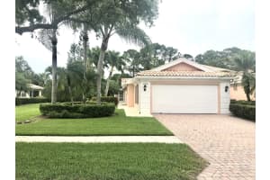 1035 SW Tamarrow Pl, Stuart, FL 34997, Sold 06/30/22