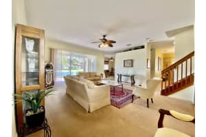 333 Berenger Walk, Royal Palm Beach, FL 33414, Sold 05/18/22