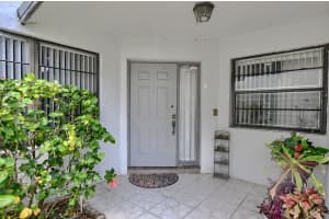9107 Chatsworth Cascades Cir, Boca Raton, FL 33434, Sold 05/23/22