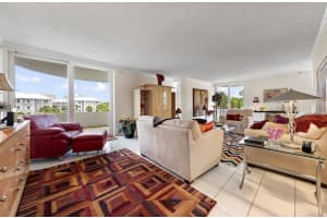 2200 S Ocean Blvd APT 408, Delray Beach, FL 33483, Sold 06/01/22
