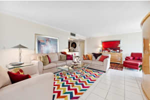 2200 S Ocean Blvd APT 408, Delray Beach, FL 33483, Sold 06/01/22