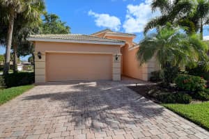 8197 Cavalli Way, Lake Worth, FL 33467, Sold 05/17/22