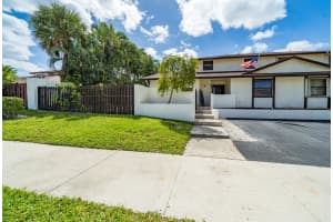 208 SW 28th Ave, Delray Beach, FL 33445, Sold 05/16/22