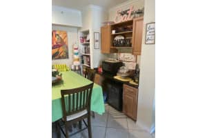 6418 Emerald Dunes Dr APT 204, West Palm Beach, FL 33411, Sold 09/05/22