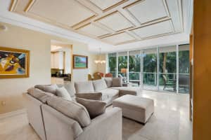 550 SE Mizner Blvd APT B401, Boca Raton, FL 33432, Sold 04/12/22