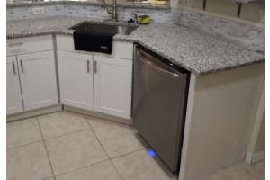 2753 SE Birmingham Dr, Stuart, FL 34994, Sold 06/14/22