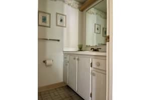 317 Pine Ridge Cir Apt C-2, Greenacres, FL 33463, Sold 05/18/22