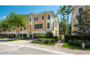 624 NE Francesca Ln, Boca Raton, FL 33487, Sold 06/01/22