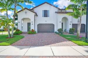 3190 Santa Catalina Pl, Greenacres, FL 33467, Sold 05/17/22