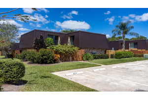 5792 SE Windsong Ln #225, Stuart, FL 34997, Sold 05/25/22