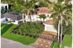 260 NE Wavecrest Ct, Boca Raton, FL 33432, Sold 06/30/22
