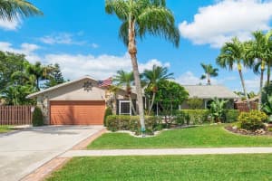 7530 Hazelwood Cir, Lake Worth, FL 33467, Sold 05/06/22