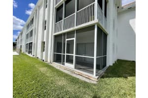 236 Castlewood Dr APT 101, North Palm Beach, FL 33408, Sold 05/10/22