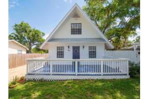 386 13th Ave, Vero Beach, FL 32962, Sold 10/04/22