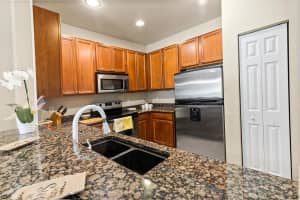 1550 SE Wilshire Pl APT 101, Stuart, FL 34994, Sold 06/14/22