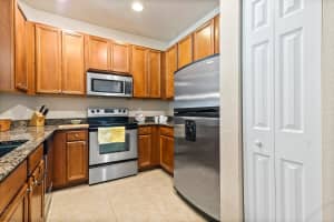 1550 SE Wilshire Pl APT 101, Stuart, FL 34994, Sold 06/14/22
