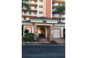 7360 S Oriole Blvd APT 106, Delray Beach, FL 33446, Sold 08/19/22