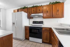 6226 Coral Lake Dr #302, Margate, FL 33063, Sold 06/06/22