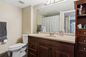 2600 S University Dr APT 322, Davie, FL 33328, Sold 06/23/22