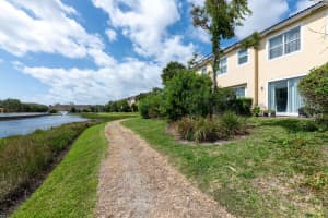 974 Pipers Cay Dr, West Palm Beach, FL 33415, Sold 06/02/22