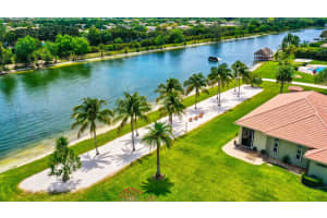 5616 Lago Del Sol Dr, Lake Worth, FL 33449, Sold 06/28/22
