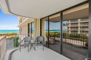 3200 S Ocean Blvd APT B202, Palm Beach, FL 33480, Sold 08/11/22
