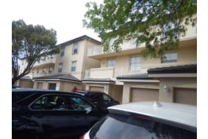 2040 Greenview Shores Blvd APT 224, Wellington, FL 33414, Sold 10/28/22