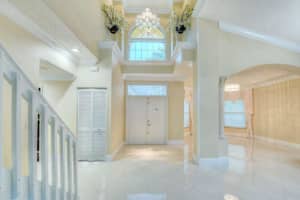 17 Lawrence Lake Dr, Boynton Beach, FL 33436, Sold 05/26/22