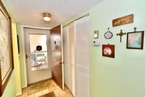 2541 Boundbrook Blvd APT 117, West Palm Beach, FL 33406, Sold 06/03/22