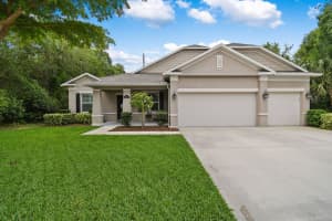 2515 Madewood Dr, Fort Pierce, FL 34981, Sold 05/31/22