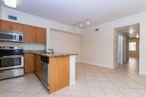 6378 Emerald Dunes Dr APT 204, West Palm Beach, FL 33411, Sold 06/28/22