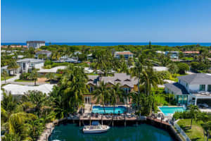 16 Spanish River Dr, Boynton Beach, FL 33435, Sold 06/03/22