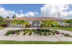 911 SW 17th St, Boca Raton, FL 33486, Sold 07/29/22