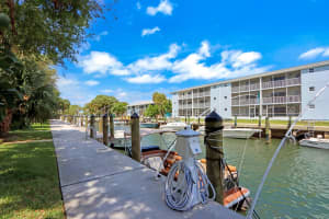 1125 Lake Shore Dr Apt 203, Lake Park, FL 33403, Sold 07/29/22