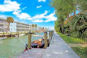 1125 Lake Shore Dr Apt 203, Lake Park, FL 33403, Sold 07/29/22