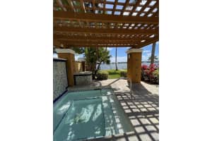 127 Yacht Club Way APT 110, Hypoluxo, FL 33462, Sold 07/15/22