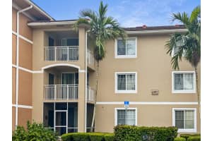 6492 Emerald Dunes Dr APT 202, West Palm Beach, FL 33411, Sold 05/13/22