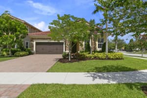 9741 S Miralago Way, Parkland, FL 33076, Sold 05/24/22