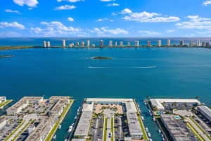 110 Wettaw Ln APT 202, North Palm Beach, FL 33408, Sold 08/17/22