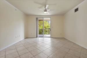 6386 Emerald Dunes Dr APT 205, West Palm Beach, FL 33411, Sold 04/06/23