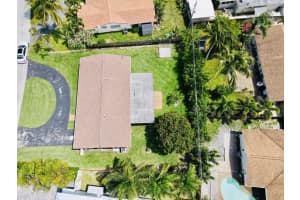 300 NE 26th Terrace, Boca Raton, FL 33431, Sold 05/09/22