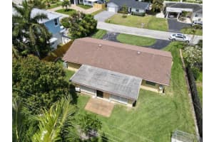 300 NE 26th Terrace, Boca Raton, FL 33431, Sold 05/09/22