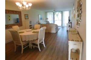 2721 Village Blvd APT 306, West Palm Beach, FL 33409, Sold 06/22/22