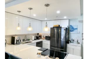 470 Executive Center Dr #1a, West Palm Beach, FL 33401, Sold 06/24/22