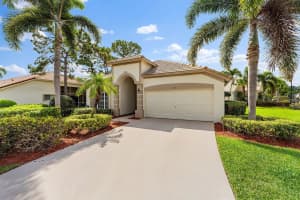 462 Woodview Cir, Palm Beach Gardens, FL 33418, Sold 06/23/22