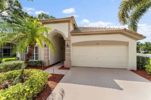 462 Woodview Cir, Palm Beach Gardens, FL 33418, Sold 06/23/22