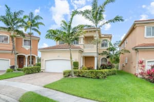 565 Gazetta Way, West Palm Beach, FL 33413, Sold 06/28/22