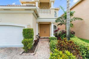 565 Gazetta Way, West Palm Beach, FL 33413, Sold 06/28/22